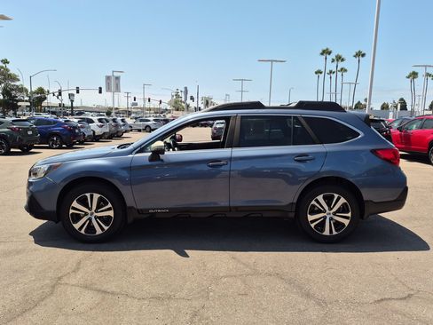 Used 2018 Subaru Outback 3.6R Limited AWD/4WD image 4