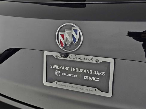 Used 2023 Buick Envision Avenir image 13
