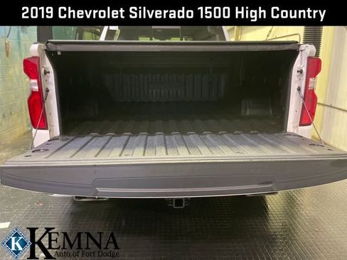 Used 2019 Chevrolet Silverado 1500 High Country image 27