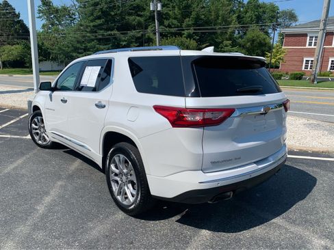 Used 2020 Chevrolet Traverse Premier AWD/4WD image 4