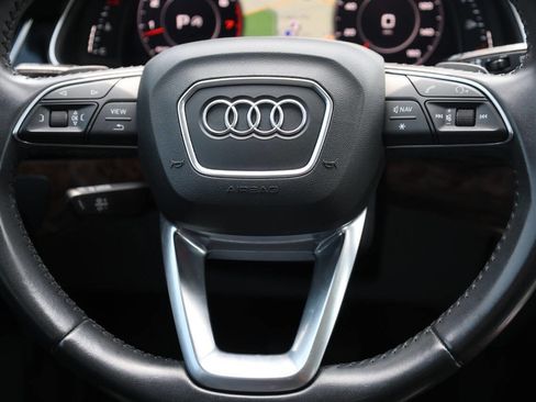 Used 2018 Audi Q7 3.0T Premium Plus w/ Premium Plus Package image 19