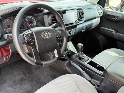 Used 2022 Toyota Tacoma SR w/ SR Convenience Package RWD image 9