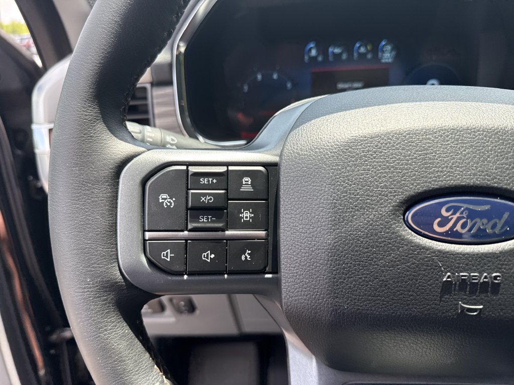 Used 2025 Ford F150 Lariat w/ Equipment Group 501A Mid AWD/4WD image 23