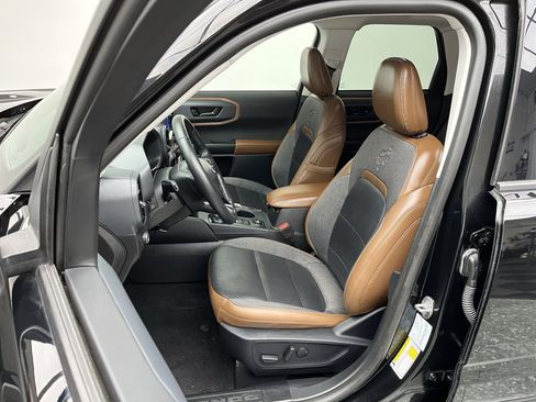 Certified 2022 Ford Bronco Sport Outer Banks w/ Tech Package image 11