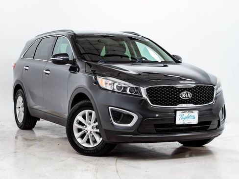 Used 2016 Kia Sorento FWD image 6
