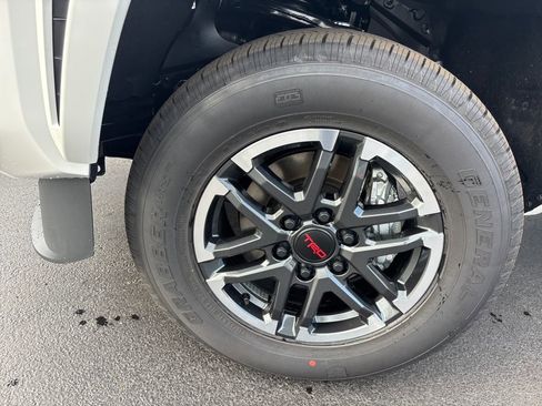 New 2025 Toyota Tacoma TRD Sport image 9