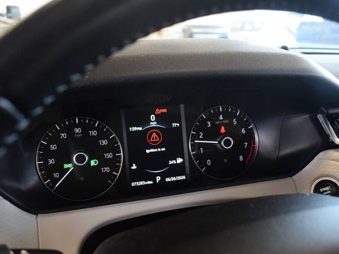 Used 2018 Land Rover Range Rover Velar S AWD/4WD image 54