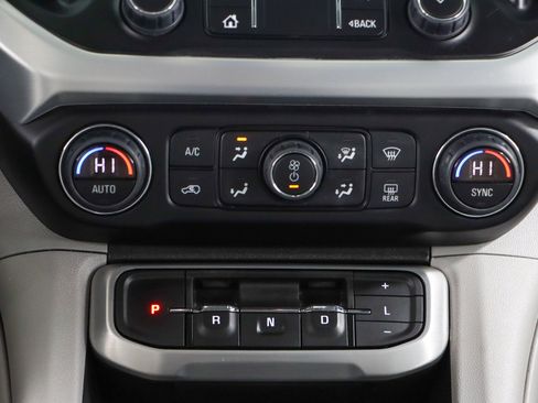 Used 2023 GMC Acadia SLT AWD/4WD image 20
