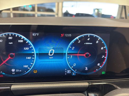 Used 2021 Mercedes-Benz GLA 250 4MATIC image 19