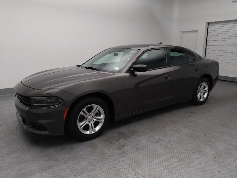 Used 2023 Dodge Charger SXT RWD image 2