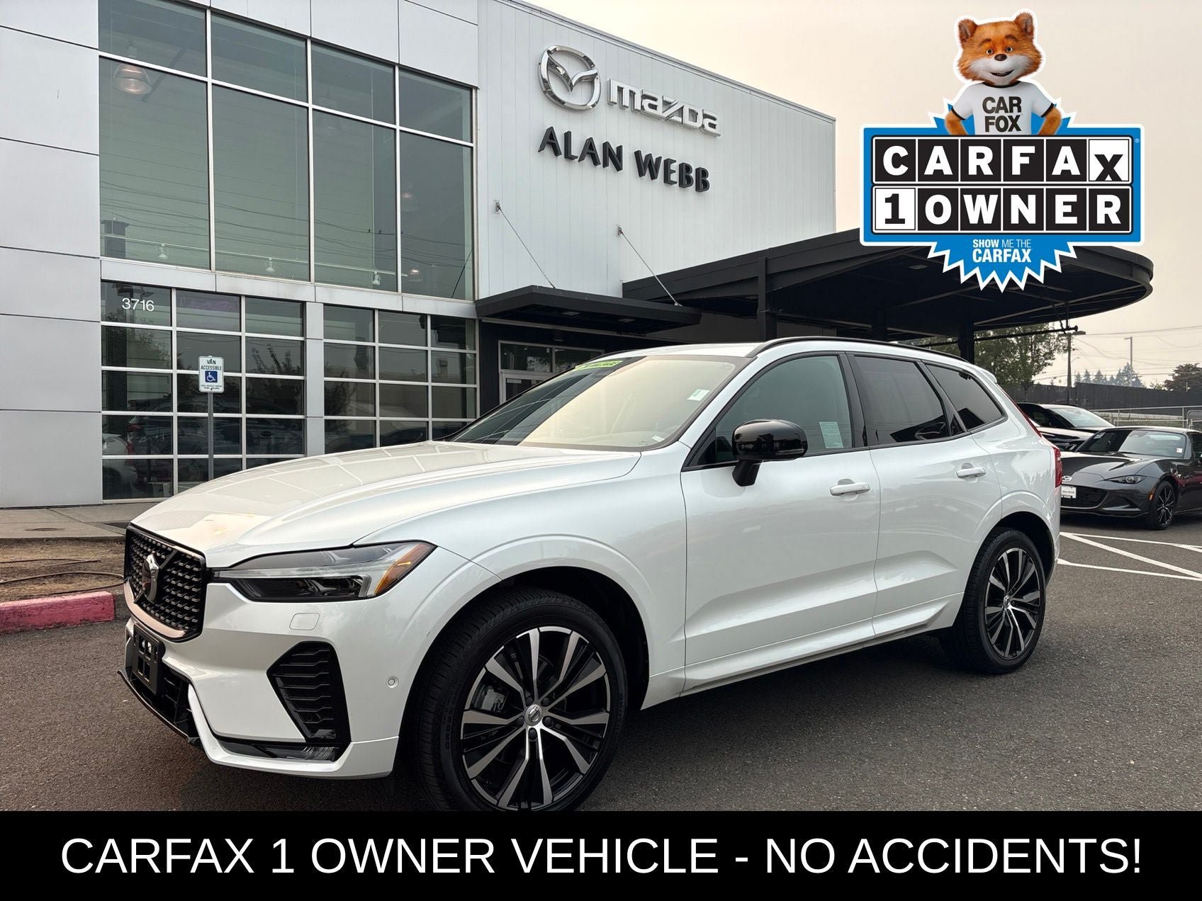 Used 2023 Volvo XC60 B5 Plus w/ Climate Package AWD/4WD image 1