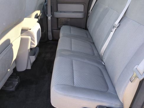 Used 2013 Ford F150 XLT w/ Mid Equipment Group image 19