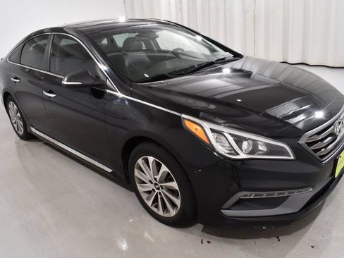 Used 2017 Hyundai Sonata Sport w/ Value Edition Package 02 FWD image 5