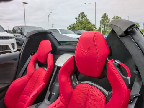 Used 2024 Chevrolet Corvette Z06 RWD image 28