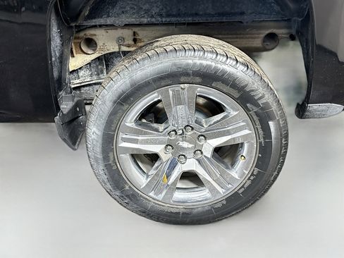 Used 2018 Chevrolet Silverado 1500 Custom image 34