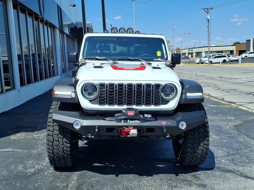 Used 2026 Jeep Gladiator Rubicon w/ Steel Power Dome Hood Package AWD/4WD image 2
