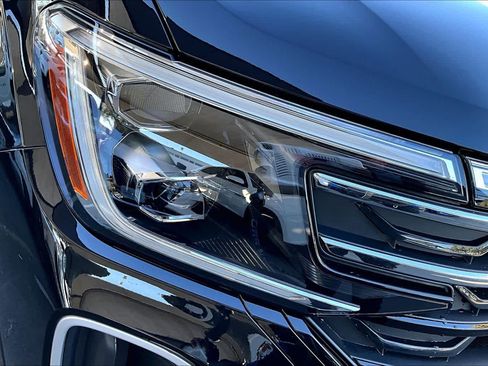 New 2026 Volkswagen Atlas Peak Edition AWD/4WD image 13