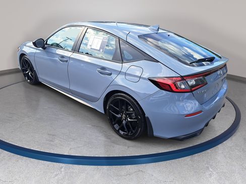 Used 2023 Honda Civic Sport image 7