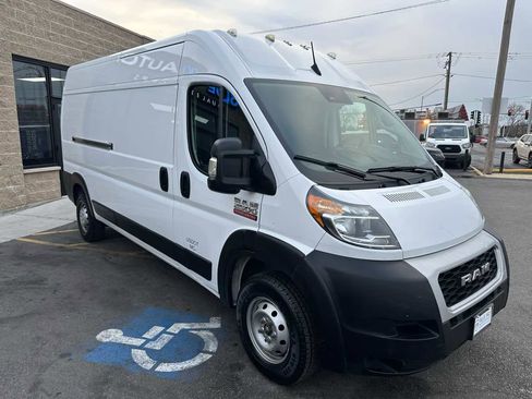 Used 2022 RAM ProMaster 2500 image 3