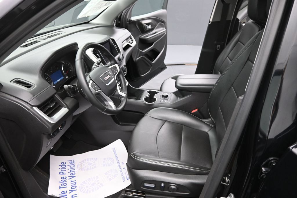 Used 2024 GMC Terrain SLT AWD/4WD image 21