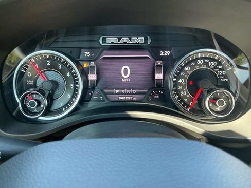 Used 2021 RAM 1500 Laramie w/ Sport Appearance Package AWD/4WD image 19