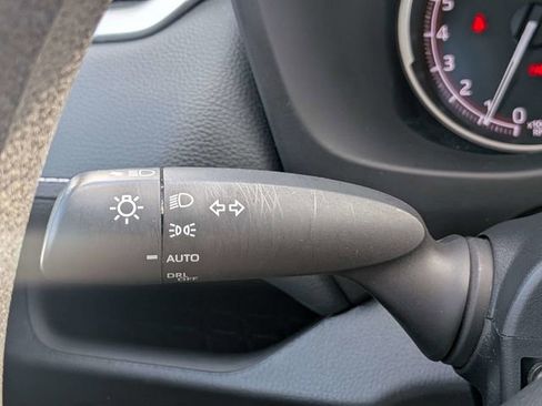 Used 2024 Toyota RAV4 XLE FWD image 26