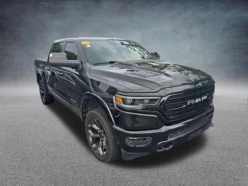Used 2024 RAM 1500 Limited AWD/4WD image 2