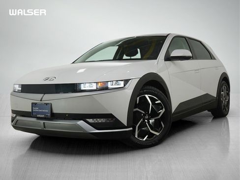 Used 2023 Hyundai Ioniq 5 SEL image 1