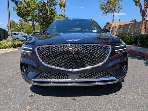 Used 2024 Genesis GV70 2.5T w/ Advanced Package AWD/4WD image 3
