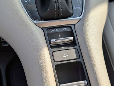 New 2026 Honda HR-V EX-L image 24