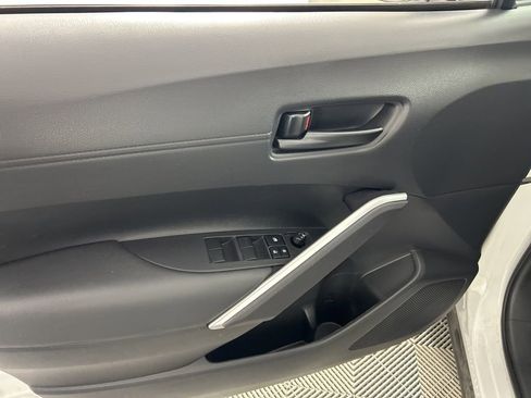 Used 2024 Toyota Corolla Cross SE image 10
