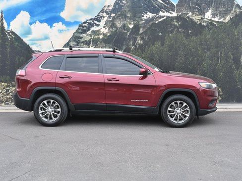 Used 2020 Jeep Cherokee Latitude Plus AWD/4WD image 2