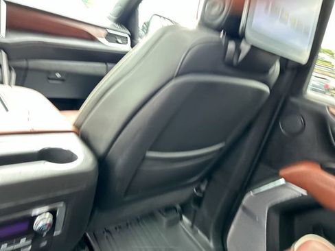 Used 2024 GMC Yukon XL Denali Ultimate w/ LPO, Floor Liner Package AWD/4WD image 30