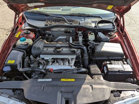 Used 2000 Volvo C70 LT FWD image 44