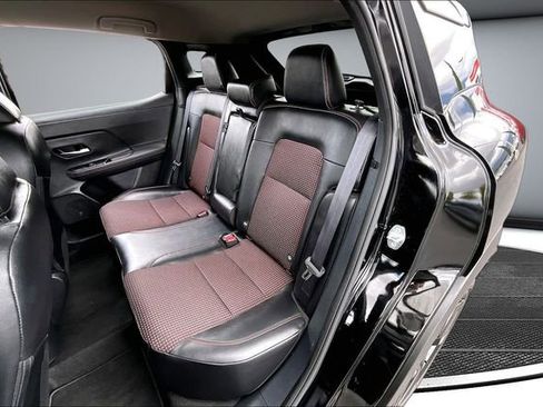 Certified 2025 Nissan Kicks SR AWD/4WD image 21