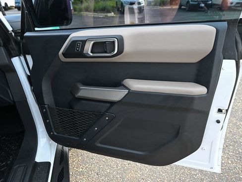 Used 2023 Ford Bronco Wildtrak AWD/4WD image 27