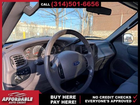 Used 2003 Ford F150 XLT image 9