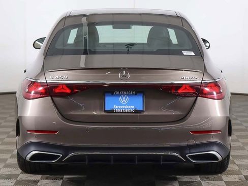 Used 2025 Mercedes-Benz E 450 4MATIC Sedan w/ Multicontour Seating Package image 15