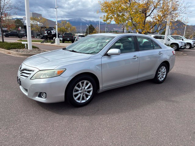 Used 2011 Toyota Camry XLE w/ XLE Extra-Value Pkg #2 FWD image 3