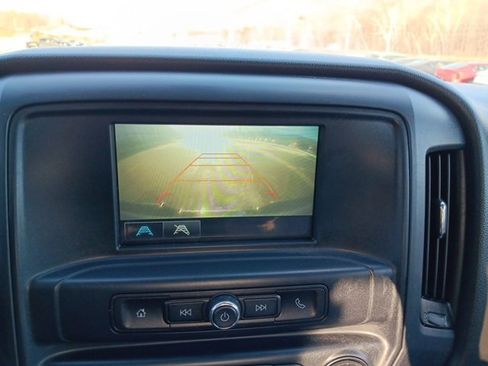 Used 2018 Chevrolet Silverado 2500 W/T w/ Snow Plow Prep Package image 14