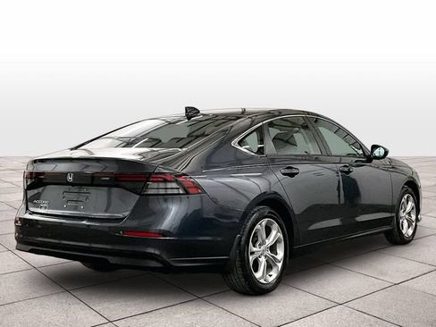 Used 2023 Honda Accord LX image 11