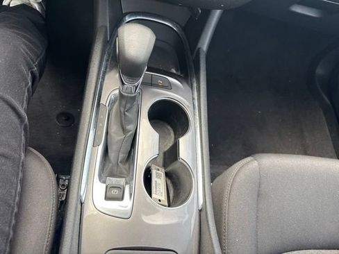 Used 2024 Chevrolet Malibu LT FWD image 18