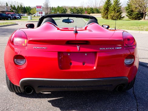 Used 2007 Pontiac Solstice GXP w/ Premium Package RWD image 3