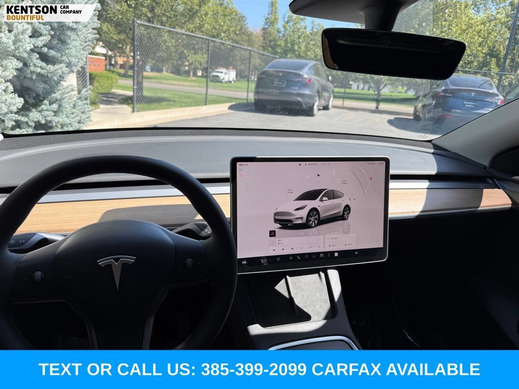 Used 2023 Tesla Model Y Long Range AWD/4WD image 16