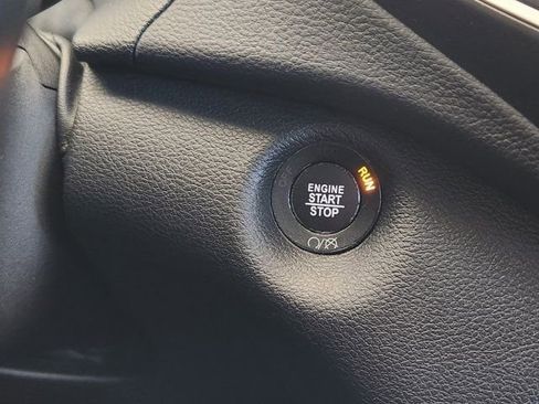 Used 2021 Jeep Cherokee Latitude Lux w/ Sun & Sound Group image 8