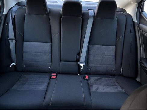 Used 2022 Nissan Sentra SR w/ Electronics Package image 11