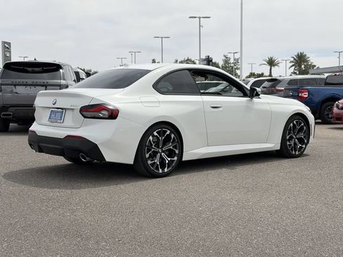 Used 2026 BMW 230i Coupe w/ Convenience Package RWD image 6
