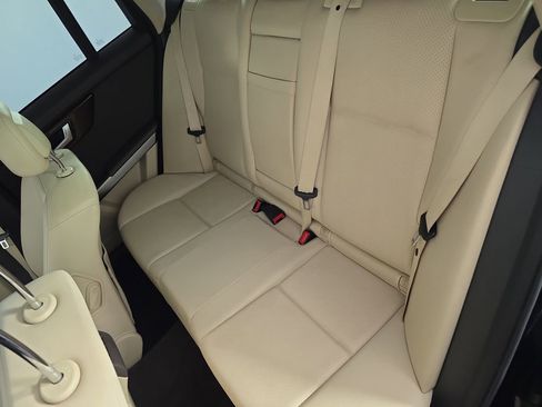 Used 2014 Mercedes-Benz GLK 350 4MATIC image 30