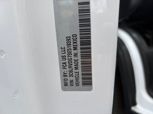 Used 2025 RAM ProMaster 2500 w/ Convenience Group FWD image 30