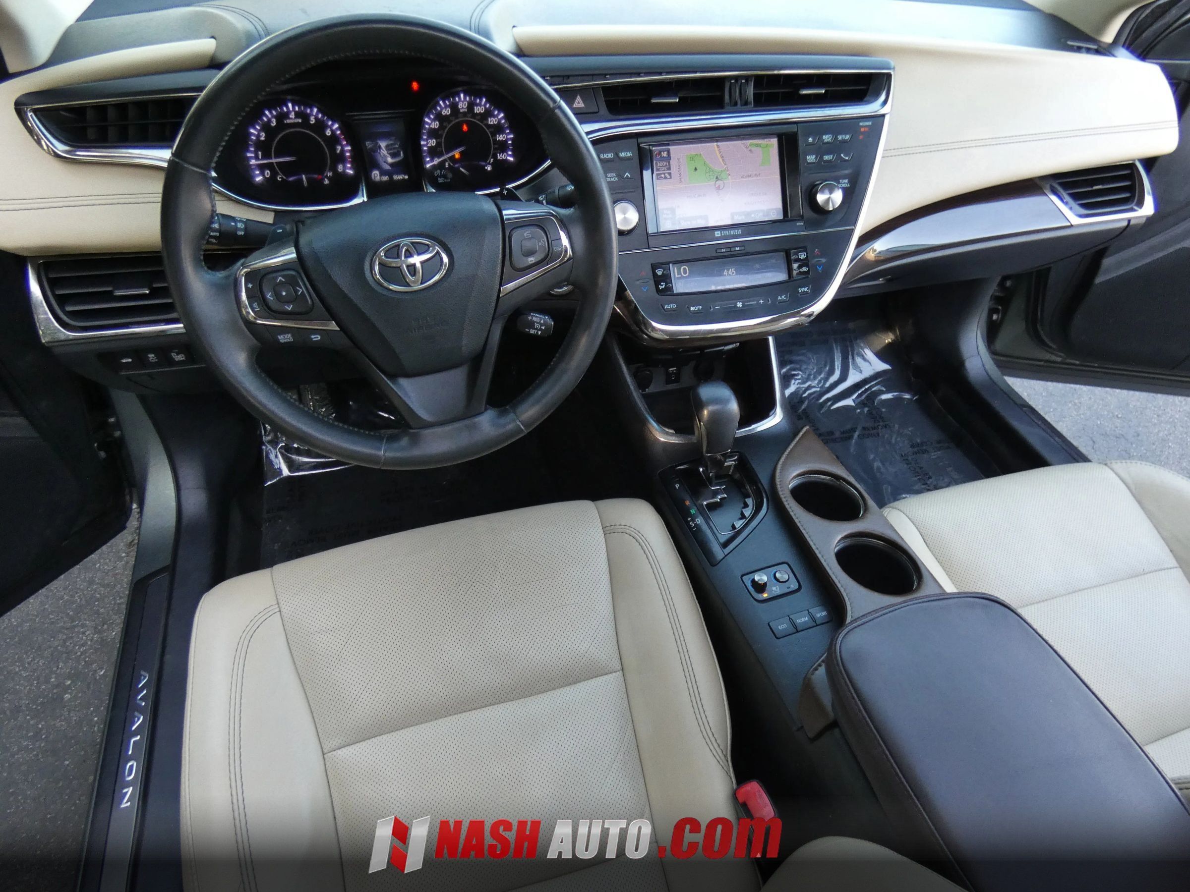 Used 2013 Toyota Avalon Limited FWD image 22